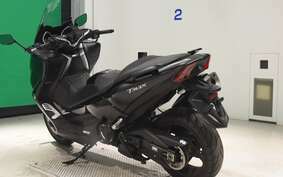 YAMAHA T-MAX 530 DX 2019 SJ15J