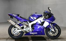 YAMAHA YZF-R1 2000 RN04