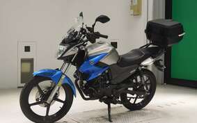 YAMAHA YS125 FAZER