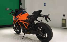 KTM 1290 SUPER DUKE R 2021