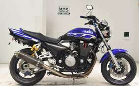 YAMAHA XJR1300 2000 RP03J