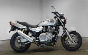 YAMAHA XJR1300 1998 RP01J