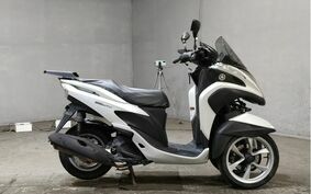 YAMAHA TRICITY 125 SE82J