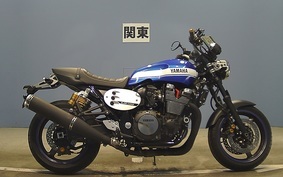 YAMAHA XJR1300 C 2016 RP19