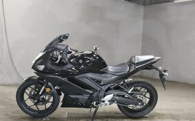 YAMAHA YZF-R3 2021 RH13J