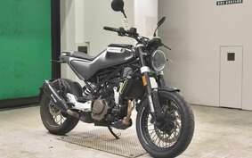 HUSQVARNA SVARTPILEN 125