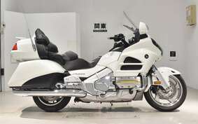 HONDA GL 1800 GOLD WING 2012 SC68