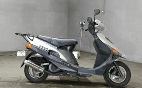 SUZUKI VECSTAR 125 CF42A