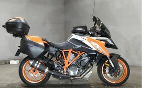 KTM 1290 SUPER DUKE GT 2016 V6940