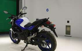 SUZUKI GLADIUS 2014 VK58A