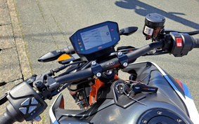 KTM 890 DUKE R 2021 TU940