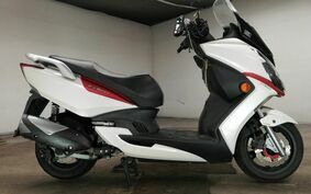 KYMCO G-Dink250 W220