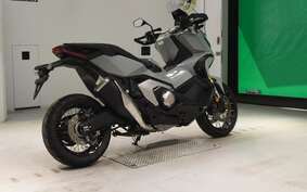 HONDA X-ADV 750 2022 RH10