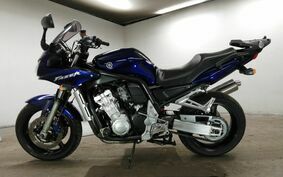 YAMAHA FZ FAZER FEATHER 2003 RN06