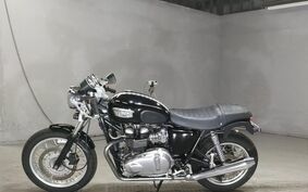 TRIUMPH THRUXTON 900 2004 TJ904