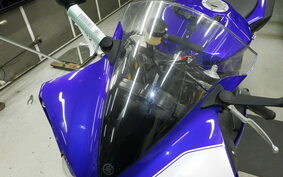 YAMAHA YZF-R1 2010