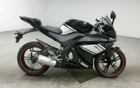 YAMAHA YZF-R125 RE06