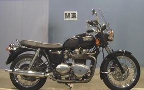 TRIUMPH BONNEVILLE 2004 J900TM