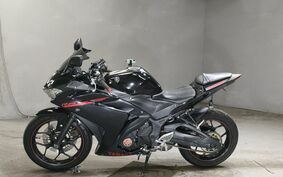 YAMAHA YZF-R25 RG10J