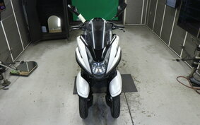 YAMAHA TRICITY 125 SE82J