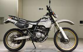 SUZUKI DR250 SHE SJ44A