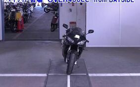 YAMAHA YZF-R1 2000 RN04