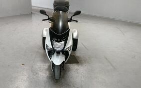 YAMAHA MAJESTY 125 TRIKE SE27