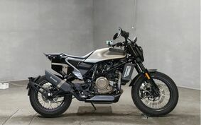 HUSQVARNA  スヴァルトピレン701 UBV4