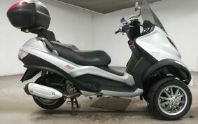 PIAGGIO MP3 250 RL M472