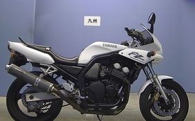 YAMAHA FZ400 4YR