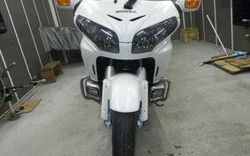 HONDA GL 1800 GOLD WING 2012 SC68