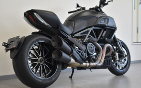 DUCATI DIAVEL Dark 2014 G105J