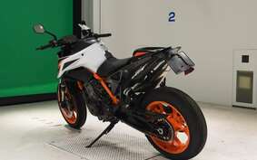 KTM 890 DUKE R 2020