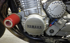 YAMAHA XJR1300 2002