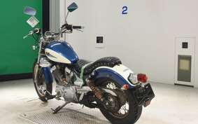 YAMAHA VIRAGO 250 3DM