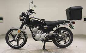 YAMAHA YB125SP