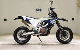 HUSQVARNA 701SM 2016 UST4