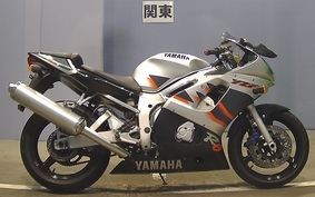 YAMAHA YZF-R6 1999 RJ03