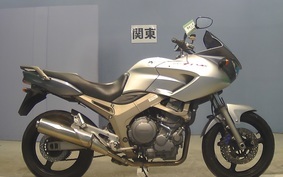 YAMAHA TDM900 2003 RN08