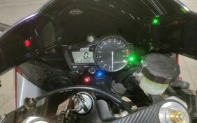 YAMAHA YZF-R1 2002 RN091