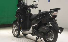 YAMAHA TRICITY 125 SE82J