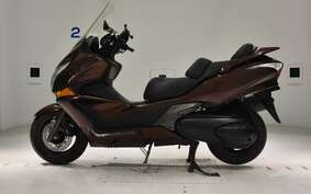 HONDA SILVER WING 400 GT Type 2010 NF03