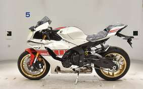 YAMAHA YZF-R1 2023 RN65J