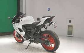 YAMAHA YZF-R7 2023 RM39J