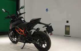 KTM 390 DUKE 2024