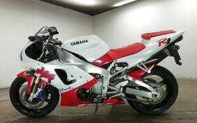 YAMAHA YZF-R1 1998 RN01