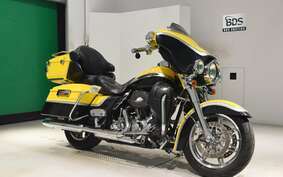 HARLEY FLHTCUSE 1800CVO 2011 PR8