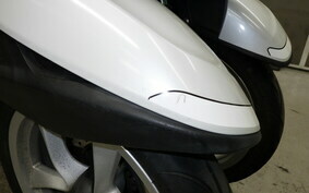 YAMAHA TRICITY 125 SE82J