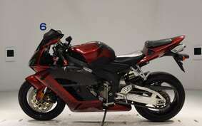 HONDA CBR1000RR 2005