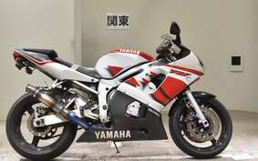 YAMAHA YZF-R6 2000 RJ03